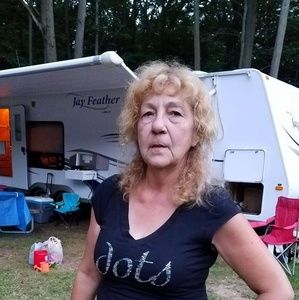 Meet your Posher, Debbie